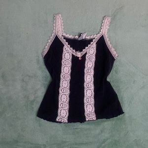 medium black lace tank top